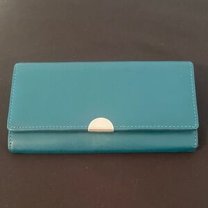 Elegant Teal Women's Leather Wallet